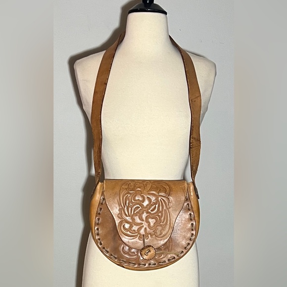 Vintage Handbags - Vintage Hand-Tooled Leather Crossbody Saddle Bag Artisan Floral